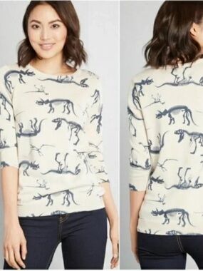 ModCloth Put to Quirk Dinosaurs Fossil Knit Sweater 3/4 Sleeve Size Large